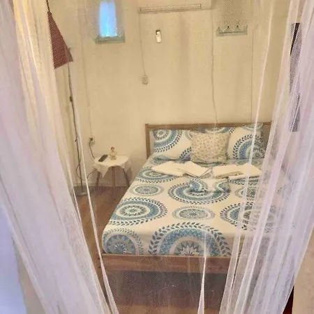 Romantic Old Down Studio 度假居 *